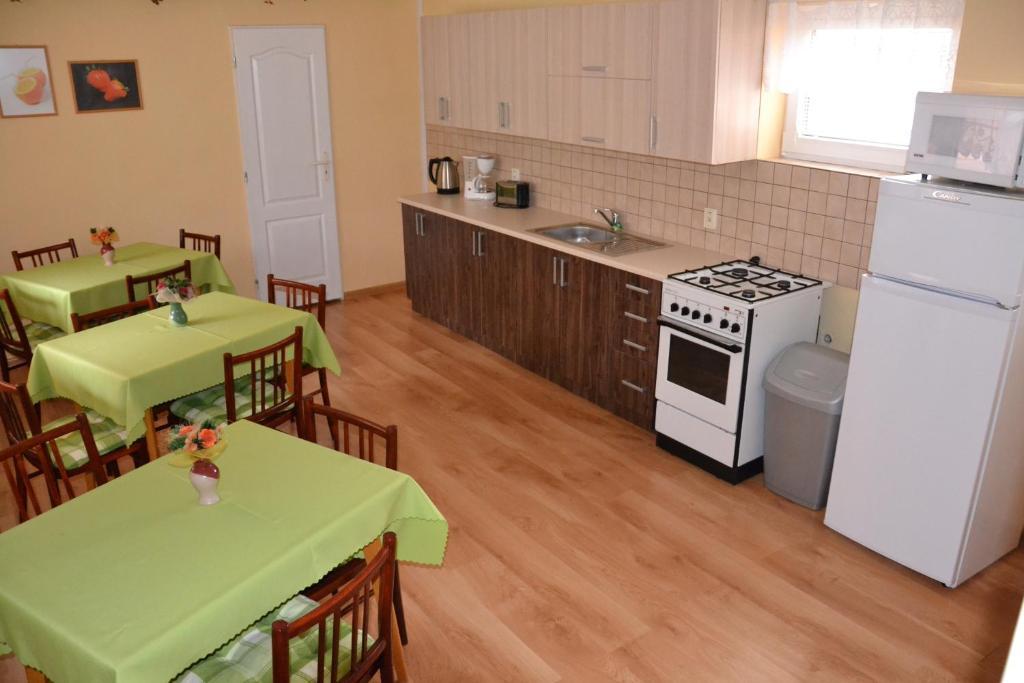 Penzion Chalupka Štrba Buitenkant foto